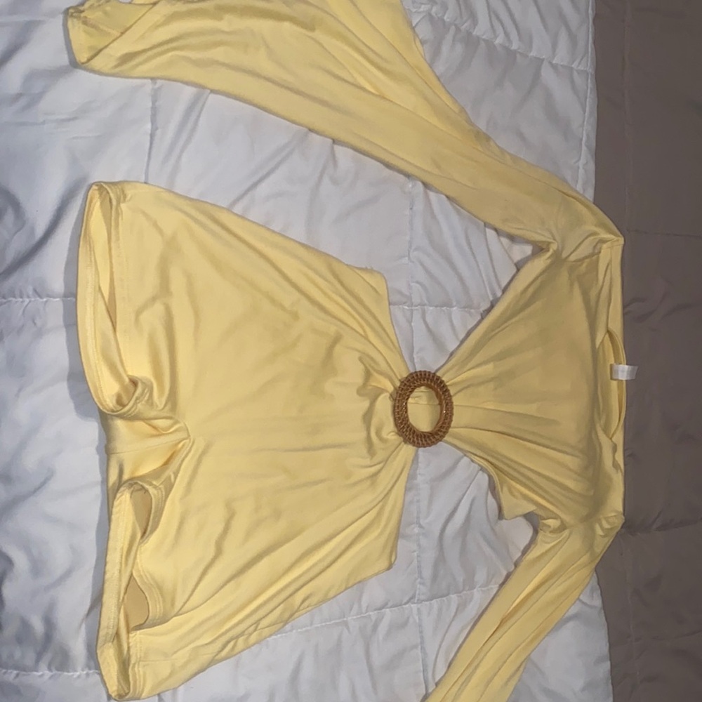 Yellow stretchy s